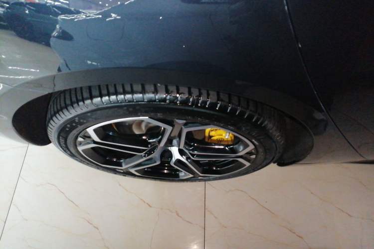 Used Xiaomi Auto SU7 2024 Four-Wheel Drive Ultra-Long Range Advanced Intelligent Driving Max Edition