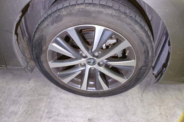 Used Lexus ES 2020 200 Excellence Edition