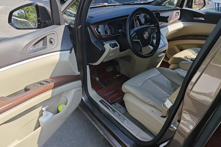 Used Buick GL8 2017 25S Prestige Version China V Standard
