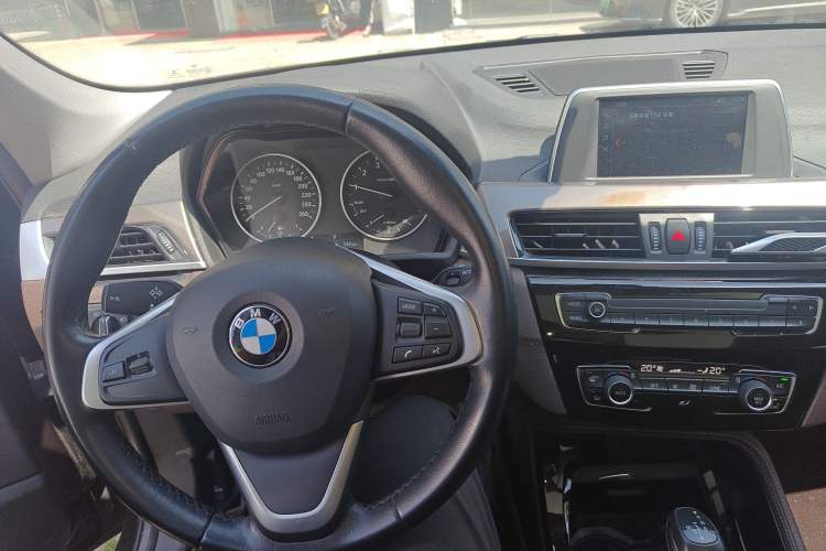 Used BMW X1 2018 sDrive18Li Luxury Model
