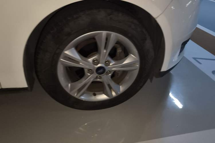 Used Ford Focus 2017 Sedan 1.6L Automatic Comfort Plus SmartDrive Edition