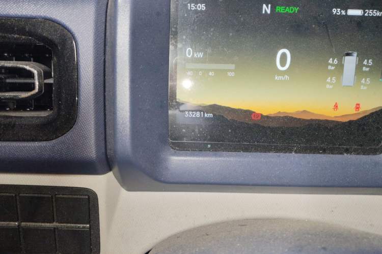 Used SRM New Energy E3L 2024 Standard 6-Seater Bus Odometer Close Up