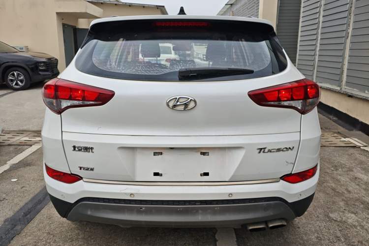 Used Hyundai Tucson 2018 1.6T Dual-Clutch Two-Wheel Drive 15th Anniversary Special Edition Rear