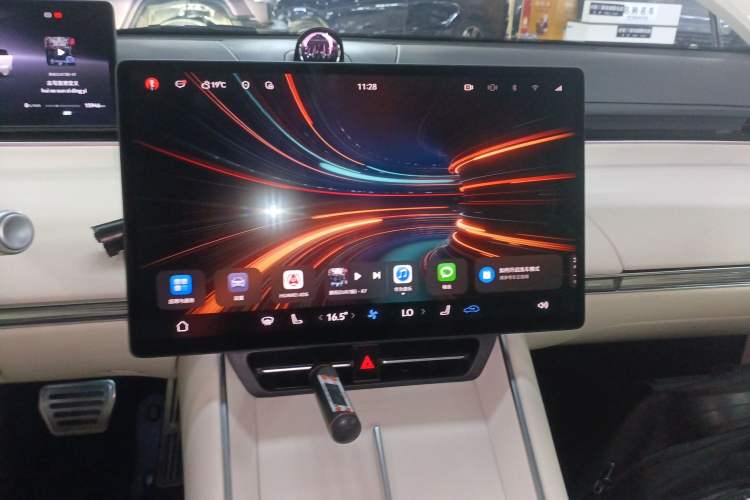 Used Hima Luxeed S7 2025 855 km Max