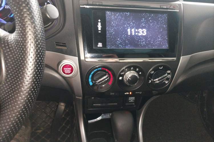 Used Honda Crider 2016 1.8L CVT Luxury Edition
