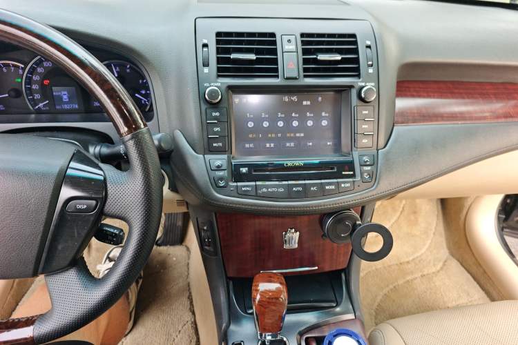 Used Toyota Crown 2010 2.5L Royal Leather Sunroof Edition