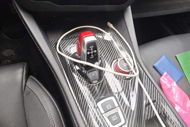 Used Lynk & Co 03 2021 2.0TD Automatic Trendy Champion Edition Gear Lever