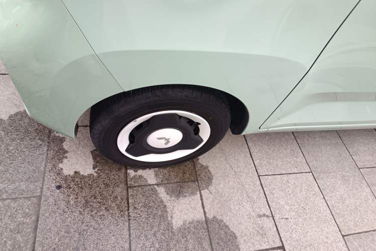 Used Wuling Hongguang MINIEV 2021 Macaron Premium Model – Lithium Iron Phosphate