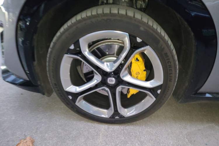 Used Xiaomi Auto YU7 2025 Ultra-Long Range High-Performance All-Wheel-Drive Max Edition
