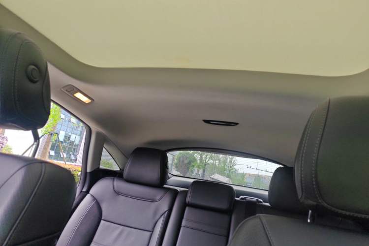 Used Mercedes-Benz GLE 2017 GLE 320 4MATIC Dynamic Model Headliner