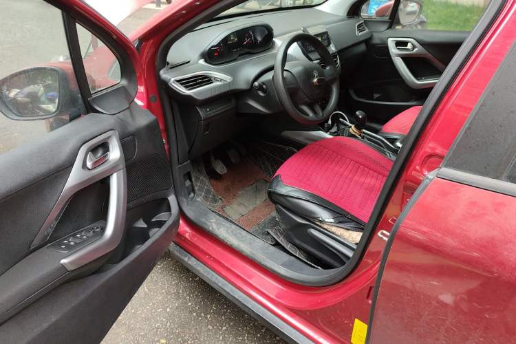 Used Peugeot 2008 2014 1.6L Manual Trend Edition
