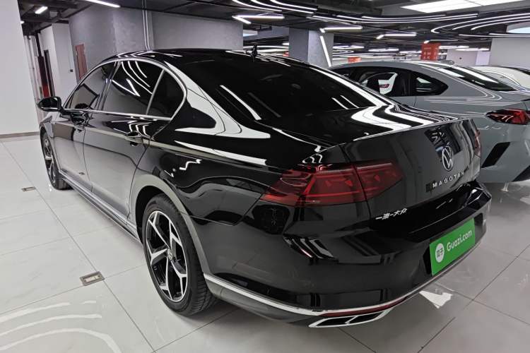 Used Volkswagen Magotan 2023 2 Million Units Commemorative Edition 330TSI DSG Luxury Version
