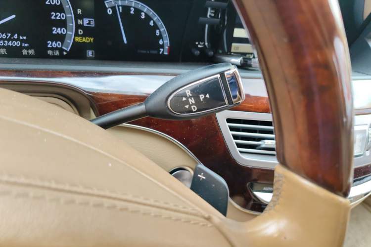 Used Mercedes-Benz S-Class 2012 S 400 L HYBRID Grand Edition
