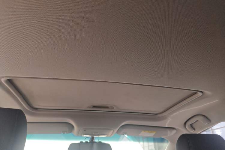 Used Buick GT 2019 18T Automatic Connected Elite Model China VI Standard Headliner