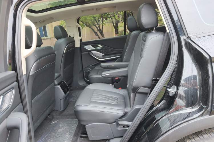 Used Hongqi HS7 PHEV 2024 2.0T PHEV Four-Wheel Drive Flagship Edition 6 Seats