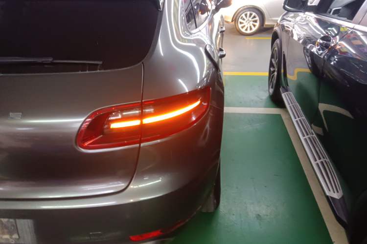 Used Porsche Macan 2017 Macan 2.0T