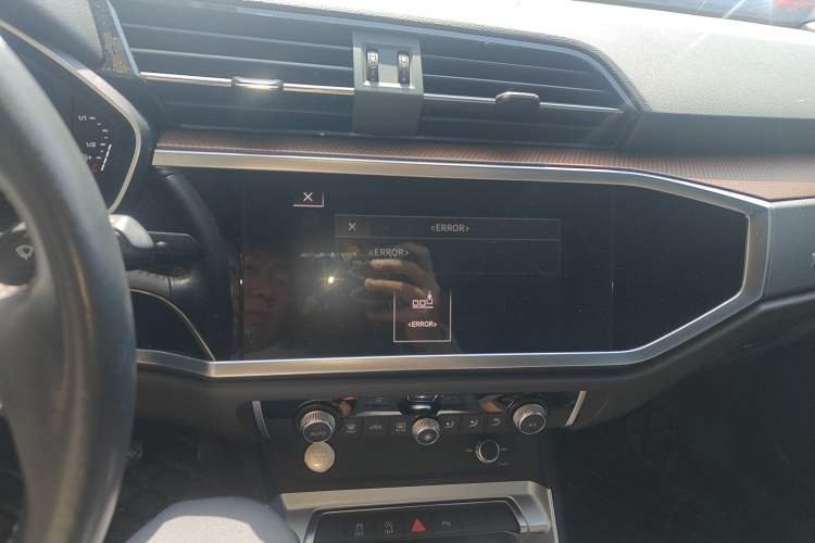 Used Audi Q3 2020 35 TFSI Fashionable and Elegant Model
