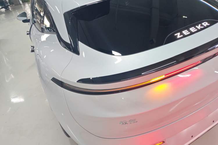 Used Zeekr 007GT 2025 Long-Range Rear-Wheel Drive Intelligent Driving Version 100 kWh
