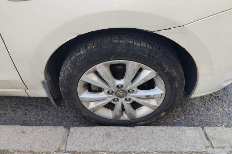 Used Changan Eado 2014 1.6L Manual Luxury Model
