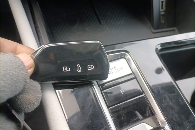 Used Volkswagen Teramont 2024 380TSI Four-Wheel Drive Longxiang Edition
