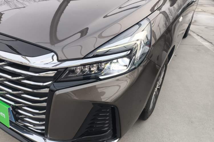 Used Buick GL8 2023 Land Executive Class 652T Luxury Model