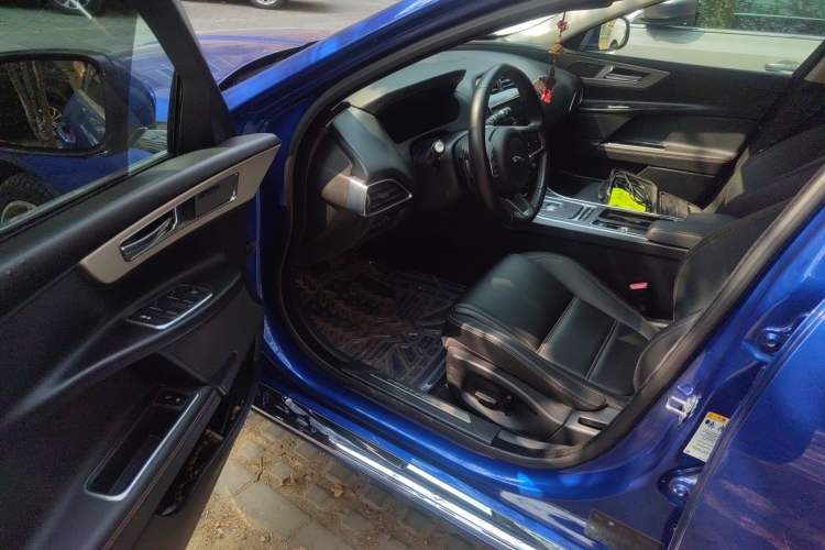 Used Jaguar XEL 2018 2.0T 200 PS First-Edition Limited Edition