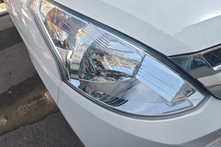 Used Wuling Rongguang V 2016 1.5L Standard Version
