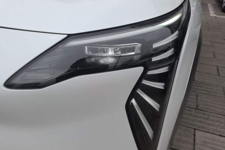 Used AION Y 2024 Plus 510 Intelligent Driving Version Left Front Headlight