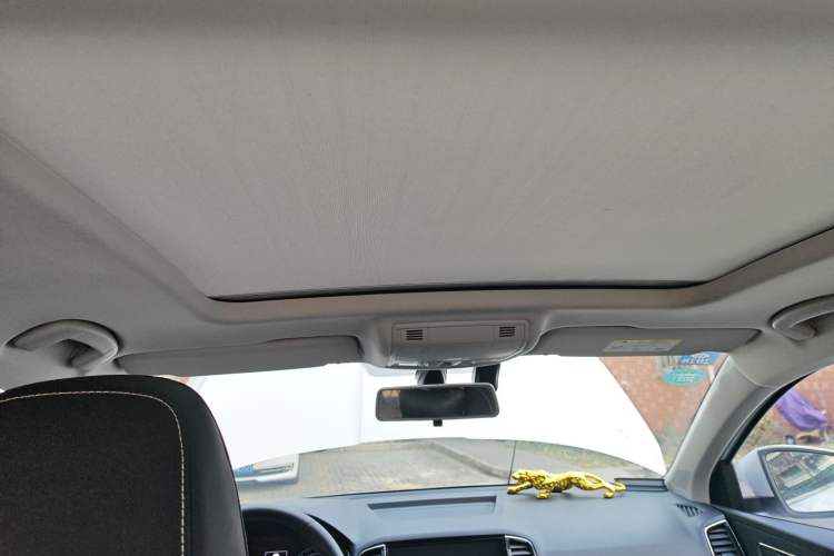 Used Skoda Karoq 2019 TSI280 SmartDrive Luxury Edition China VI standard
