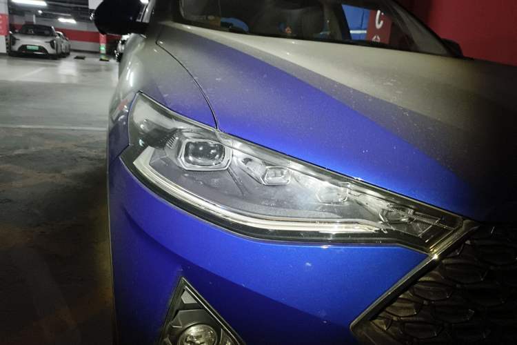 Used Haval F7 2020 2.0T All-Wheel Drive iJoy Right Front Headlight