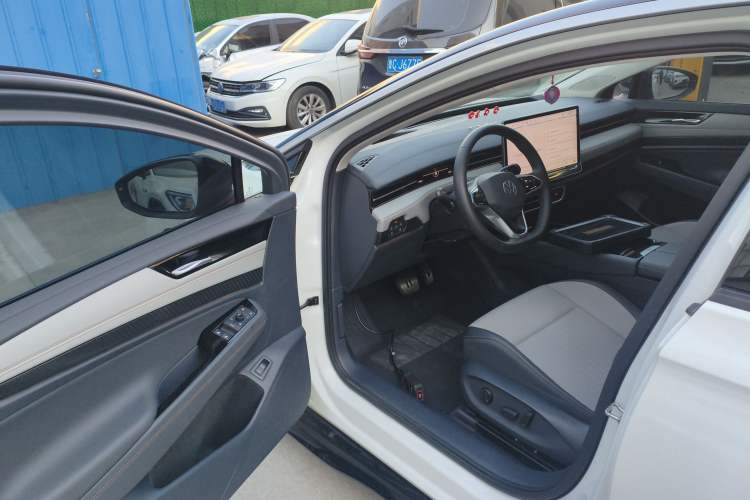 Used Volkswagen ID.7 VIZZION 2024 AIR model