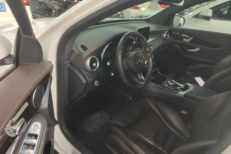 Used Mercedes-Benz GLC 2019 GLC 260 L 4MATIC Dynamic Model Driver Seat