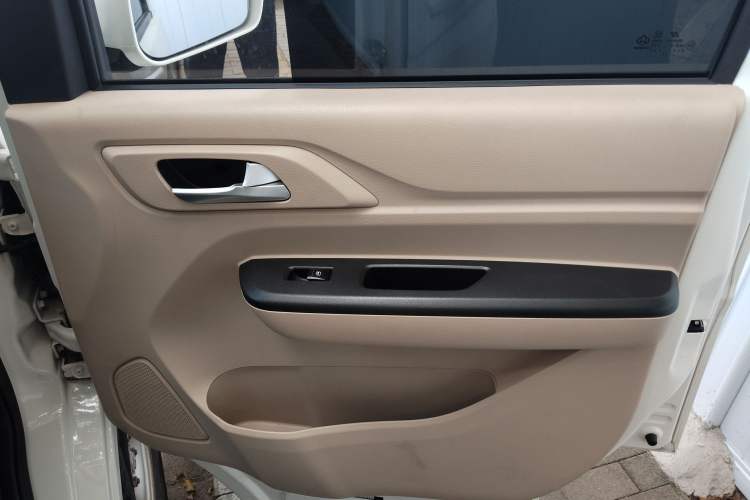 Used Kuayue Kuayue Xing V7 EV 2024 251 km Hatchback Comfort Version 6 Seats