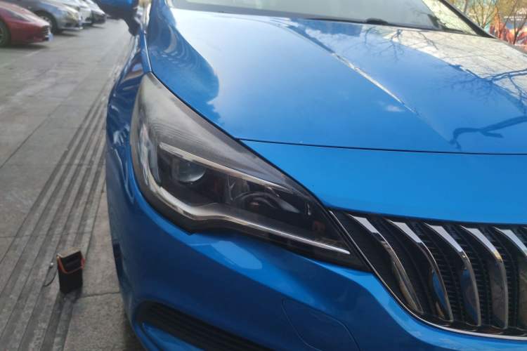 Used Buick Verano 2016 Hatchback 15S Automatic Ambition Model Right Front Headlight