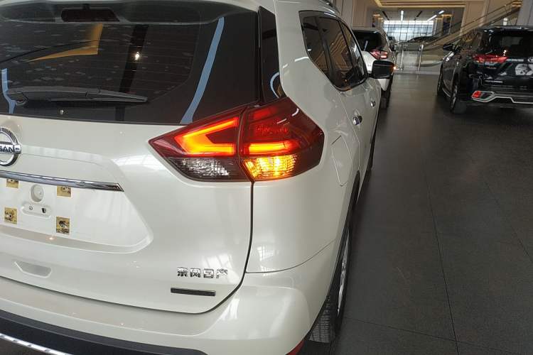 Used Nissan X-Trail 2020 2.0L XL ITS CVT 2WD SmartConnect Comfort Edition
