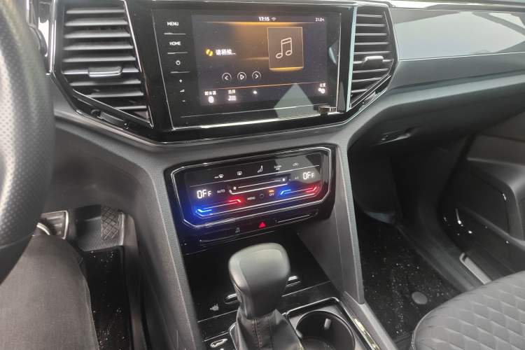 Used Volkswagen Teramont X 2020 330TSI Two-Wheel-Drive Luxury Edition Audio And AC Panel