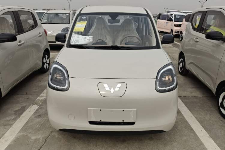 Used Wuling Hongguang MINIEV 2025 Four-Door Version Advanced Edition
