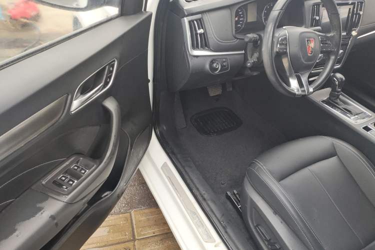 Used Roewe i6 2018 20T Automatic Flagship Edition