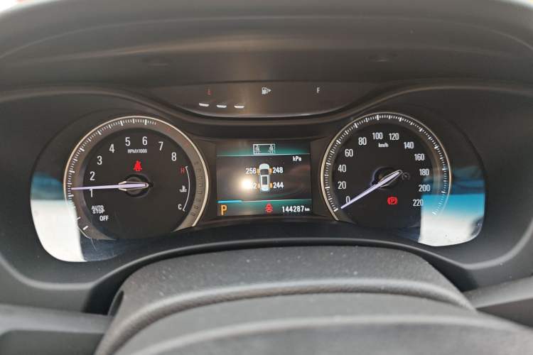 Used Buick GL6 2018 18T 6-Seater Luxury Model
