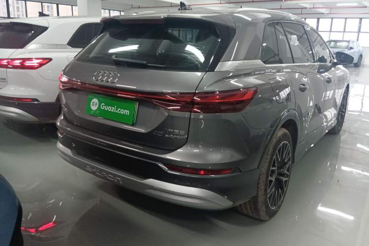 Used Audi Q5 e-tron 2023 40 e-tron Starry Edition Mecha Kit