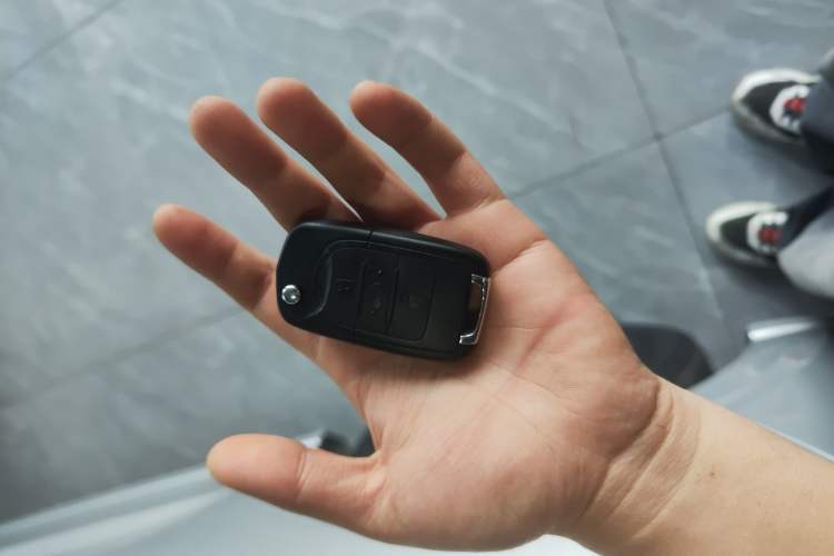 Used Wuling Hongguang 2021 1.5L Revised S Standard Version Hydraulic-Power-Assisted LAR
