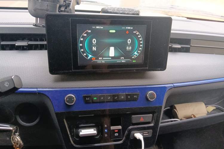 Used Dongfeng Yufeng EM27 2024 EM27 CATL 38.64 kWh