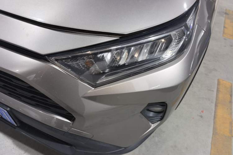 Used Toyota RAV4 2021 2.0L CVT Two-Wheel Drive Urban Edition Left Front Headlight