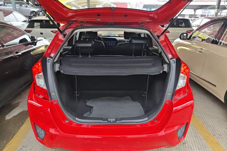 Used Honda Fit 2016 1.5L LX CVT Comfort Model Trunk