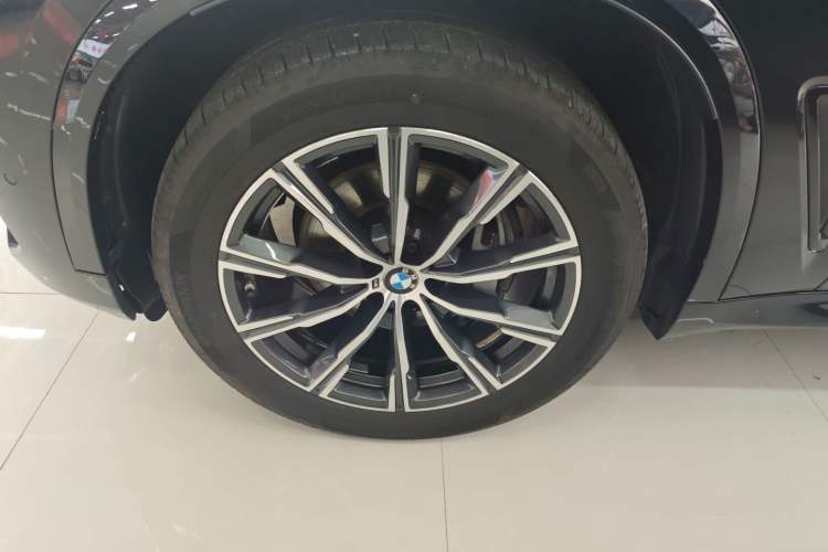 Used BMW X5 2022 xDrive40i M Sport Package
