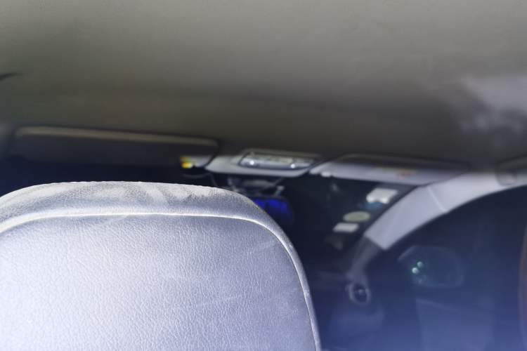 Used Great Wall M4 2014 1.5L Manual Luxury Model Headliner