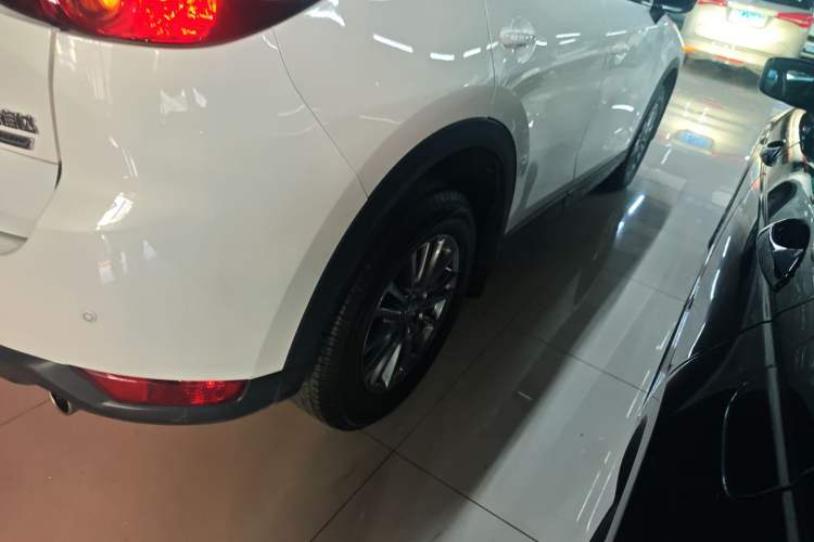 Used Mazda CX-5 2017 2.0L Manual Two-Wheel Drive Comfort Version China V Standard
