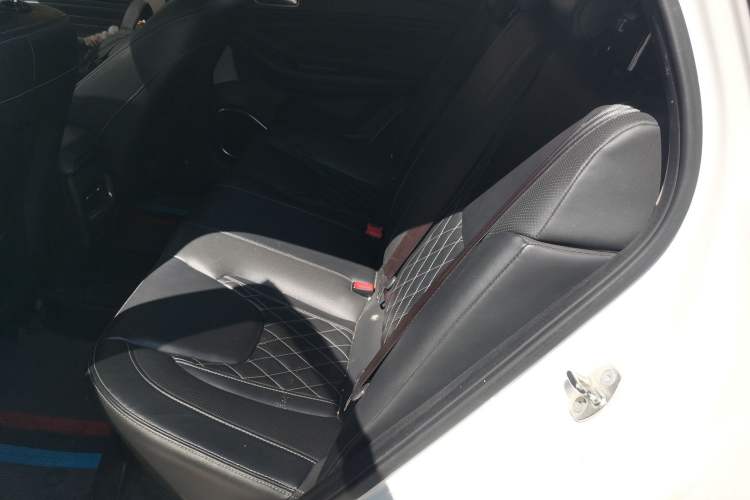 Used Chery Arrizo GX 2019 Pro 1.5T CVT Model Color Version China VI Standard Left Rear Seat