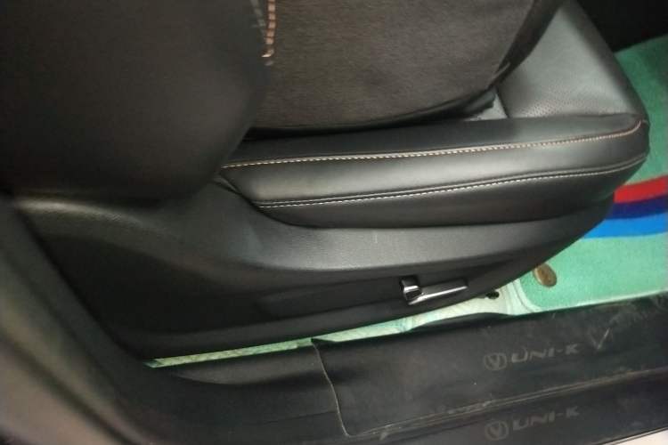 Used CHANGAN UNI-K iDD 2022 Blue Whale iDD 130km 1.5T Excellence Model