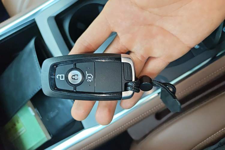 Used Ford Explorer 2023 EcoBoost 285 4x4 Trend Plus Edition 6 Seats
